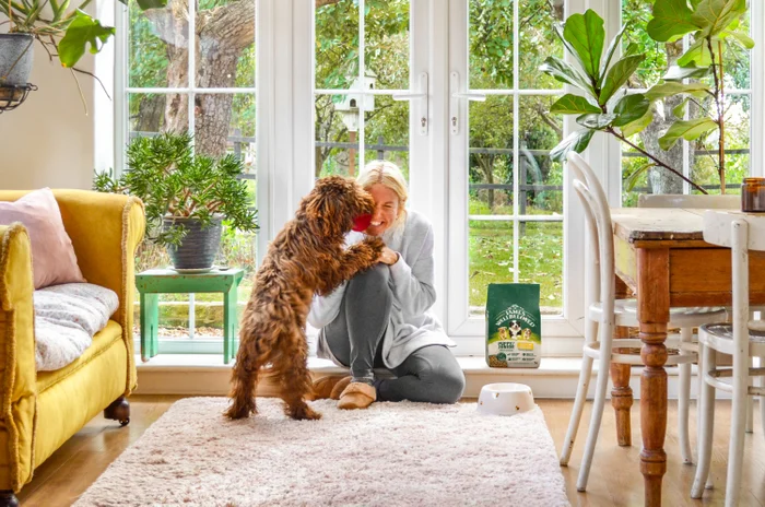 PORADNIK ŻYWIENIA STARSZYCH PSÓW